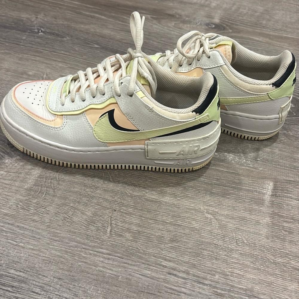 Nike Air Force 1’s Shadow